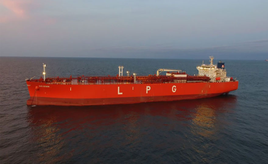 MAN PrimeServ Wins Dual-Fuel Retrofit